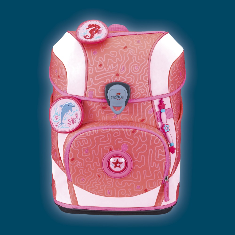 DerDieDas Coral Reef Tiny im Dunkeln mit leuchtendem Bullauge